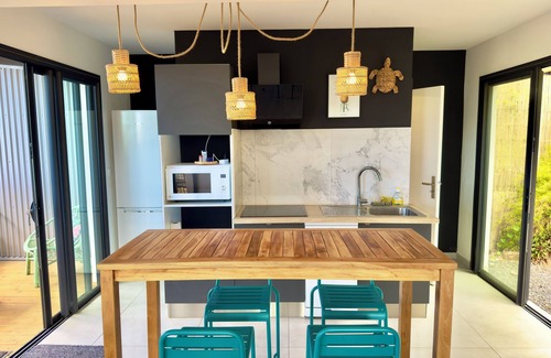 L'Etang-Sale House | Vacoa-Villa Salba. Panoramic view., * Vacoa * - Villa Salba. Jardin et vue panoramique.