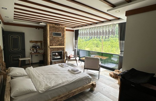 Camlihemsin Resort | Vadi Taş Konak