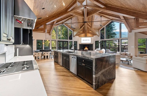 Vail House | Vail Dream - modern sanctuary with hot tub, pool, firepit close to Vail Village