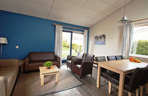 Suameer House | Vakantiepark Bergumermeer 7