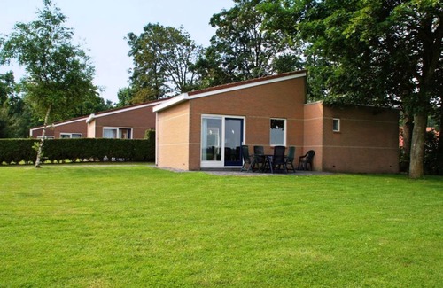Suameer House | Vakantiepark Bergumermeer 7