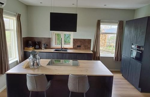 Strooiendorp House | Vakantiewoning met hottub en bedstede - De Kruidenhoeve in het Reestdal
