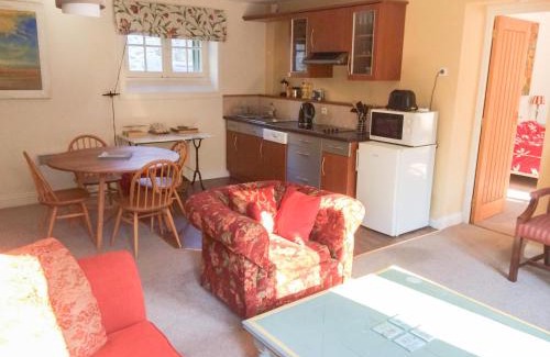 Lehon Apartment | Val Rive - Monet Apartment