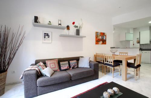 El Mercat Apartment | Valencia Centro. Wifi/AACC Jacuzzi