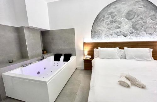 Pobles de l'Oest Apartment | Valencia Getaway - Jacuzzi, Space & Comfort