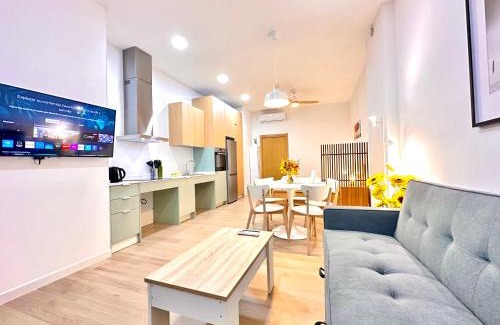 L'Illa Perduda Apartment | Valentia Modern and Comfortable Beachside Style