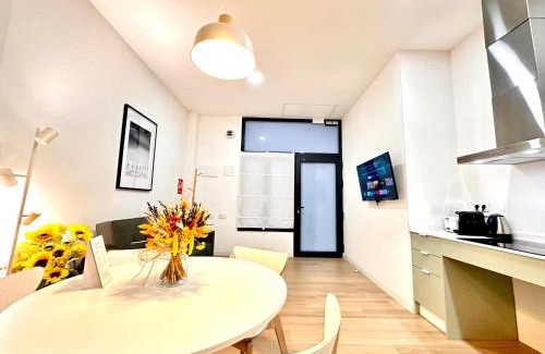 L'Illa Perduda Apartment | Valentia Modern and Comfortable Beachside Style