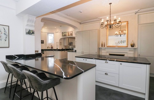 Dalton-in-Furness House | VALLEY VIEW, pet friendly, with hot tub in Dalton-In-Furness