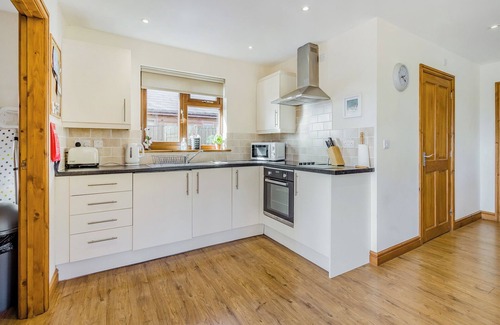 Llandrindod Wells Ski Chalet | Valley View Lodge Pet