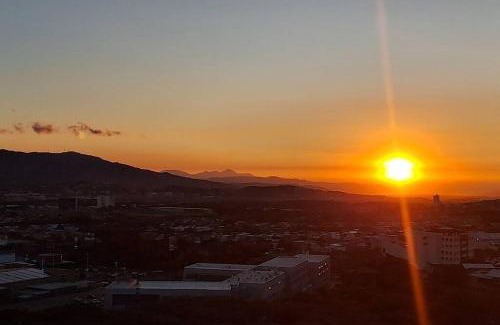 Rincon de Sabanilla Apartment | Valley Views -Cozy and Matchless Views of San Jose