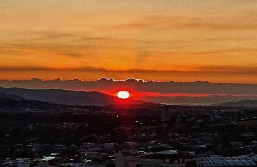 Rincon de Sabanilla Apartment | Valley Views -Cozy and Matchless Views of San Jose