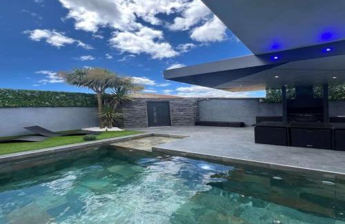 Lignan-sur-Orb Villa | Valras'Loc - Villa Monkey