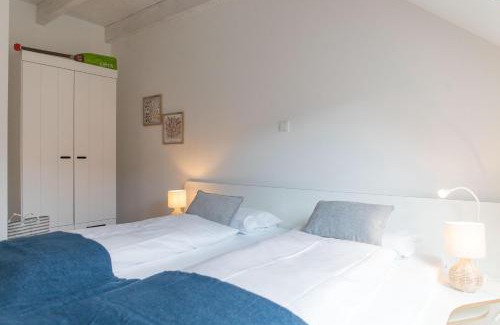 Rysum Apartment | Van Senden 12 Luzie