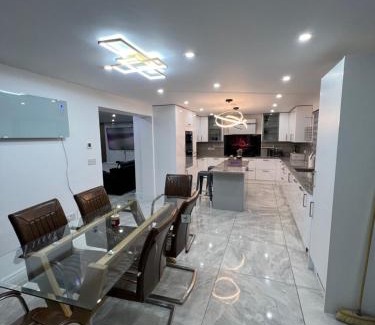 London Borough of Bromley House | Vancouver Place