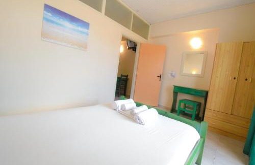 Kalamaki Hotel | Vanessa Hotel