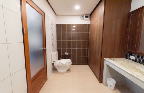 Ayutthaya Hotel | Vanida Resort - Halal