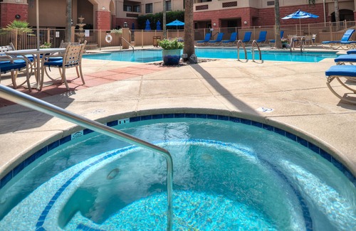 Palo Verde Apartment | Varsity Clubs Of America - Tucson by Diamond Resorts