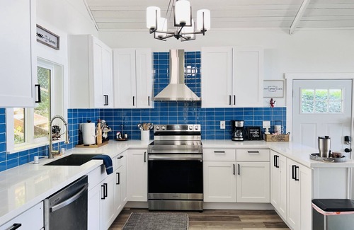 Vashon Island Cabin | Vashon-Maury cozy cabin by the water