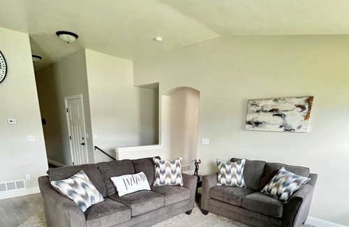 Chubbuck House | Vast family home in neighborhood-complete w/ full game room