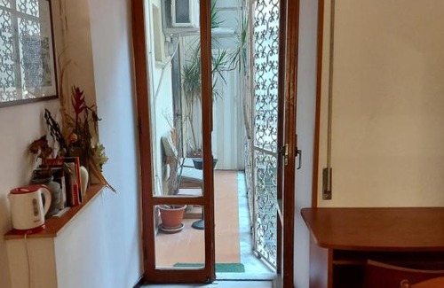 Vatican House | Vatican Rooms Guest House