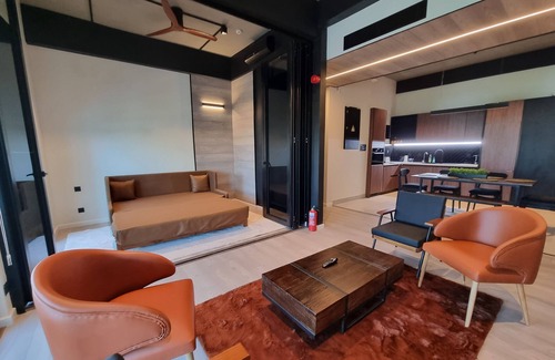 Ibbanwala Apartment | VAUX Park Street