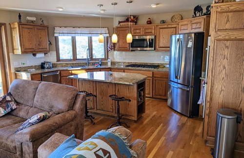 Granite Canon House | Vedauwoo, Curt Gowdy State Park, Cheyenne, and Laramie close!