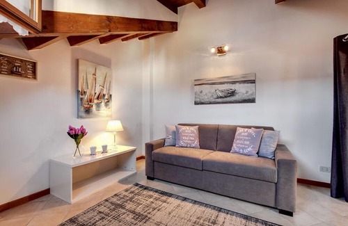 Cannaregio Apartment | Venetian Style 5