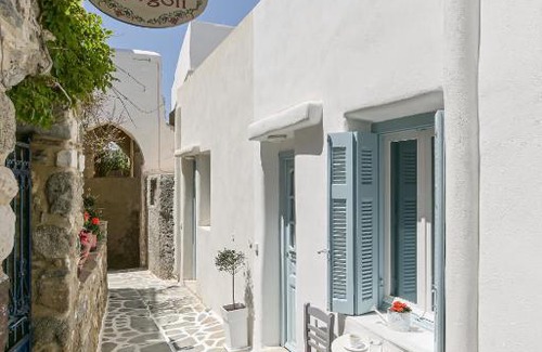 Naxos Apartment | Venetian Suites III