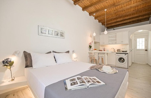 Naxos Apartment | Venetian Suites III