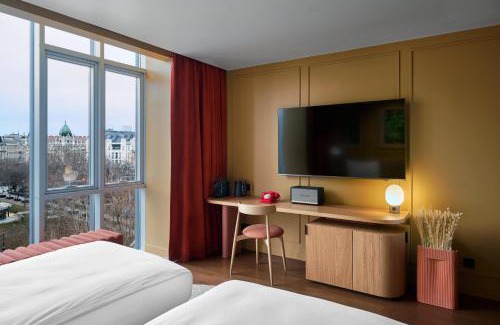 Belvaros - Lipotvaros Hotel | Verno House Budapest, Vignette Collection by IHG