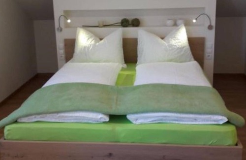 Unterrain/Riva di Sotto Apartment | Versigglhof apartment with balcony 1