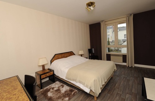 Saumur House | VERY BEAUTIFUL ROOM IN A SERVICED RESIDENCE