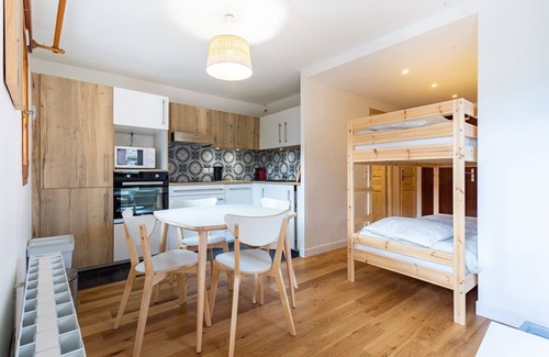 Le Praz Apartment | Very Bright Cocoon With Balcony Near The Slopes