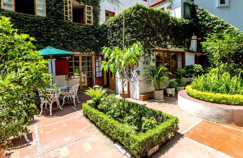 Del Carmen House | Very close to the House of Frida Kahlo!