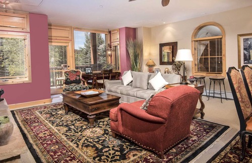 Edwards Condo | Very Comfortable Ski-In/Out Residence in Elite Location in Arrowhead Alpine Club