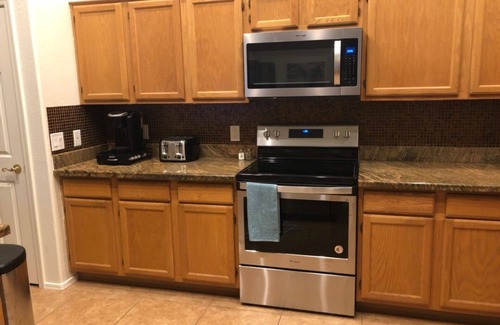 Phoenix House | Very nice 4 bdrm 2 full bath ranch home w/great room in quiet neighborhood.