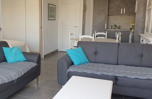 Concarneau Apartment | Very Nice Sea View Apartment with Balcony and Shared Heated Swimming Pool - Thalassotherapy