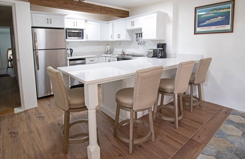 St. George's Apartment | Very spacious, two bedroom apartment in the historic town of St George's.