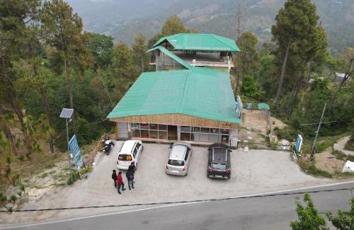 Kausani Hotel | Veshnavi Paradise By StayApart