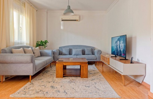 Sheikh Zayed City Apartment | VESTA - Luxury APT - 2BR - Zayed Dunes