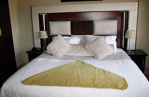 Thohoyandou Bed & Breakfast | Vhafamadi Bed and Breakfast