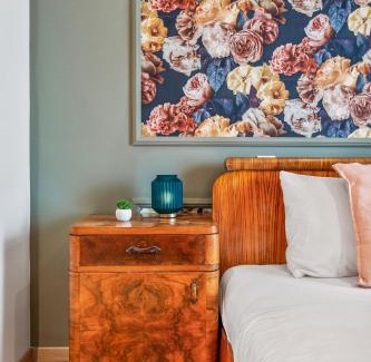 Althangrund Apartment | VibeStudio 401 - Central - AC - Licensed - Parking Nearby
