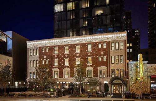 Gold Coast House | Viceroy Chicago, 2 Family-friendly Deluxe Queen Queen Rooms, Onsite Pool!