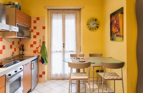 San Donato Apartment | Vicino a Piazza Statuto con aria condizionata