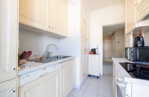 Old Town Apartment | Victoria Bergamote Attic, Menton, France