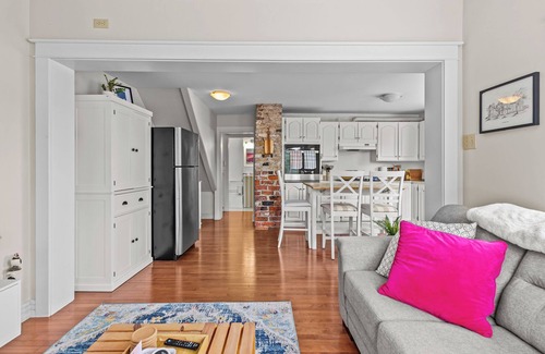 Downtown St. John's House | Victoria House | Signal Hill | King | BBQ