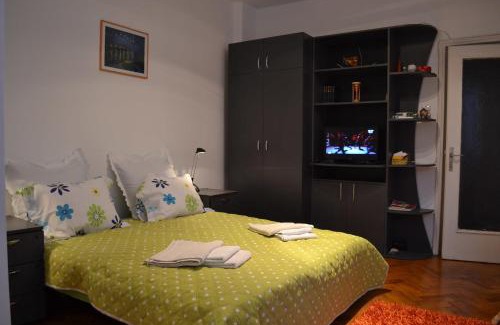 Bucharest City-Centre Apartment | Victoria Studio