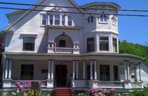 Towanda Bed & Breakfast | Victorian Charm Inn