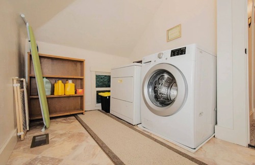 Old Town West House | Victorian Cottage In The Heart Of Old Town