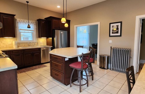 Manistee House | Victorian Haven in Manistee 1 Mile to Lake Michigan